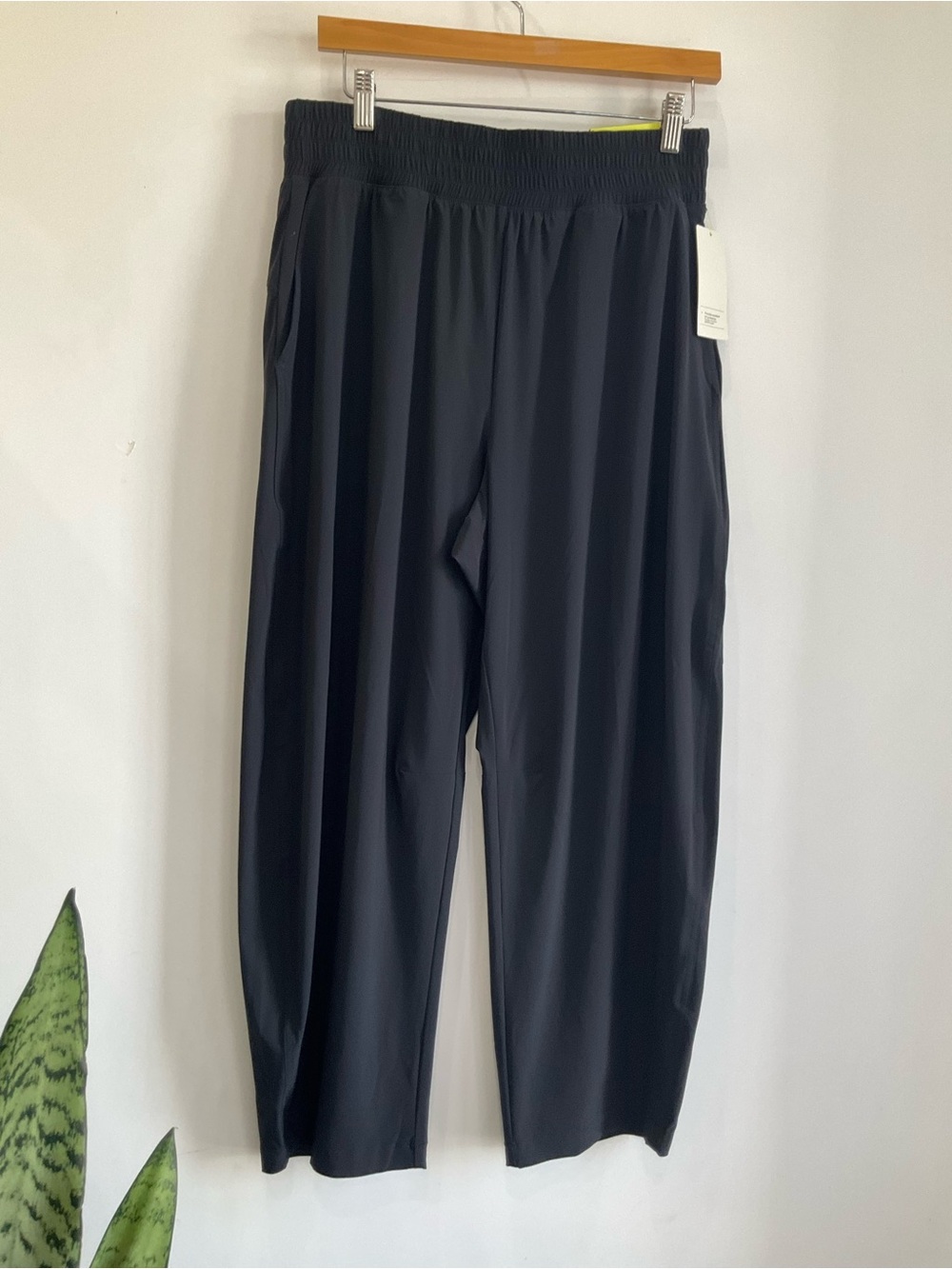 all in motion Women's Black Elastic-Waist Jogger Pants